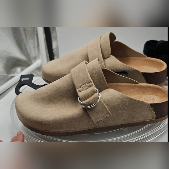 wonder nation Other - C Wonder Nation Tan Kids Slippers